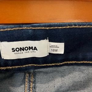 Plus size women’s pull on jeans